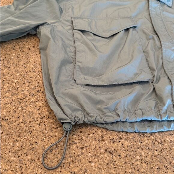 YOGALICIOUS Radiant Commuter Windbreaker - Picture 7 of 9